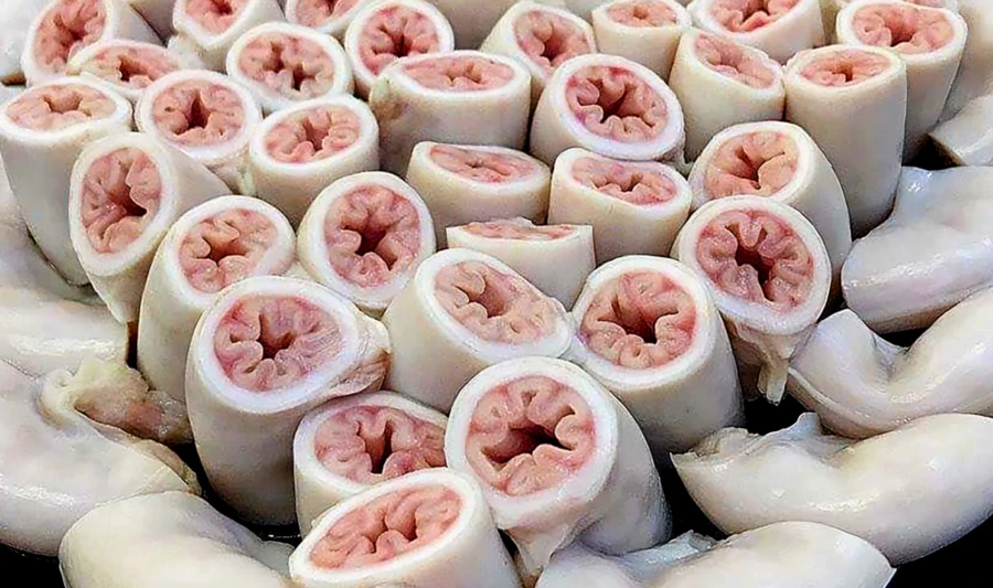 Lòng se điếu đang gây xôn xao trong dư luận.