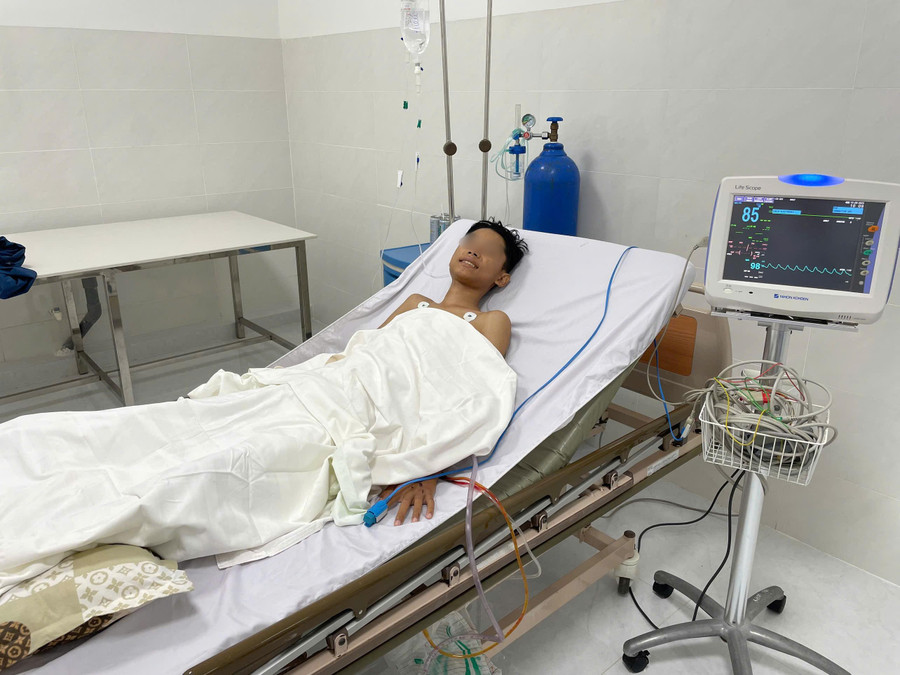 Sức khỏe bệnh nhân ổn định sau ngày hậu phẫu thứ nhất. (Ảnh: BVCC) nguoi-benh-hau-phau-ngay-dau-tien-2.png
