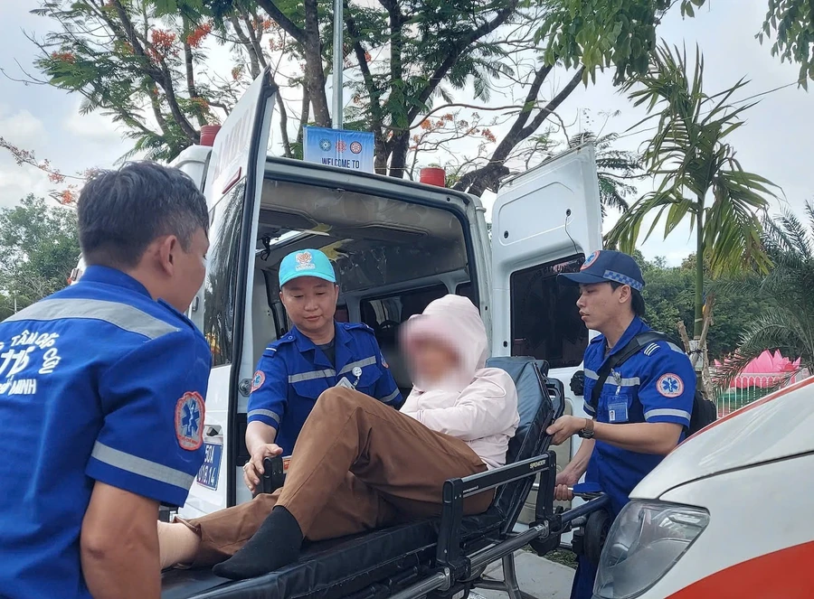 Đa số mọi người bị say nắng. 