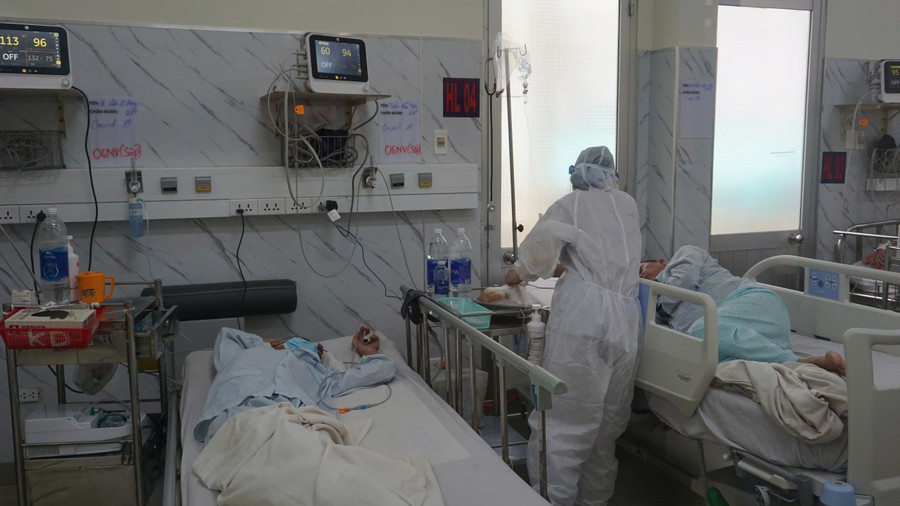 Bệnh nhân điều trị tại Bệnh viện Bệnh Nhiệt đới TPHCM, năm 2021. 1000132299.jpg