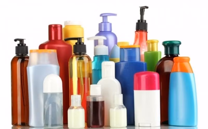 Nhiều mỹ phẩm không rõ nguồn gốc buộc thu hồi, tiêu hủy. (Ảnh minh họa)