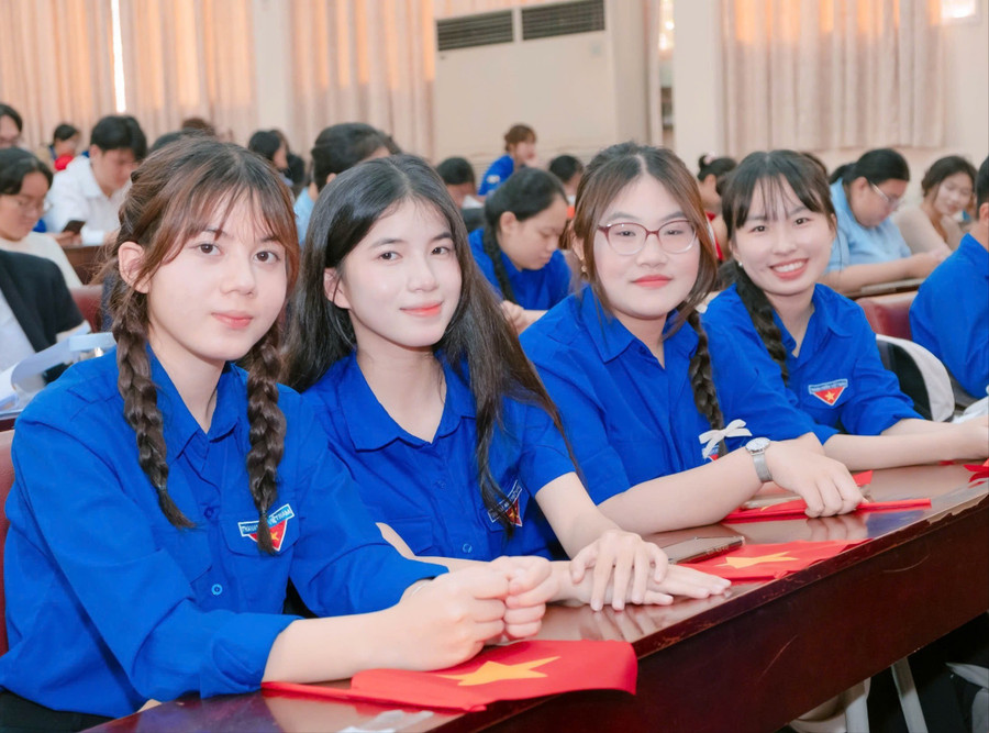 Sinh viên Phân hiệu Học viện Hành chính và Quản trị công tại TPHCM. 