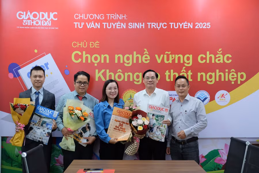 Các diễn giả tham gia Chương trình Tư vấn tuyển sinh năm 2025.