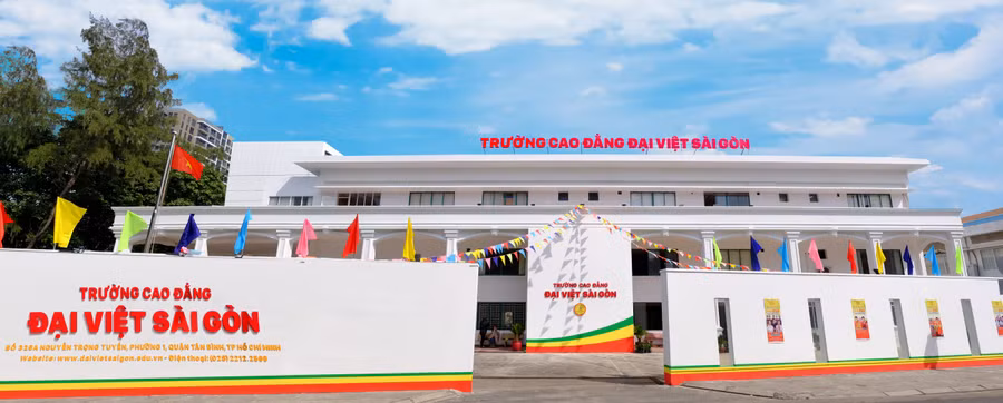 Trường Cao đẳng Đại Việt Sài Gòn trụ sở chính tại phường Tân Sơn Hòa, TPHCM.