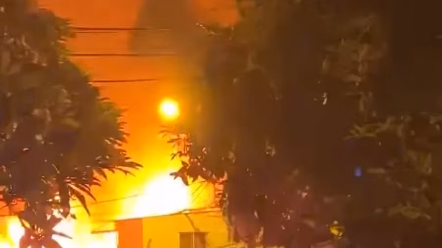 Cháy nhà tại TPHCM làm 3 người chết.