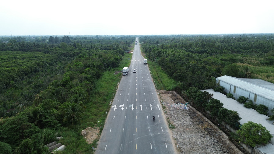 Cao tốc Cần Thơ - Cà Mau vừa thông xe toàn tuyến hôm 19/1.