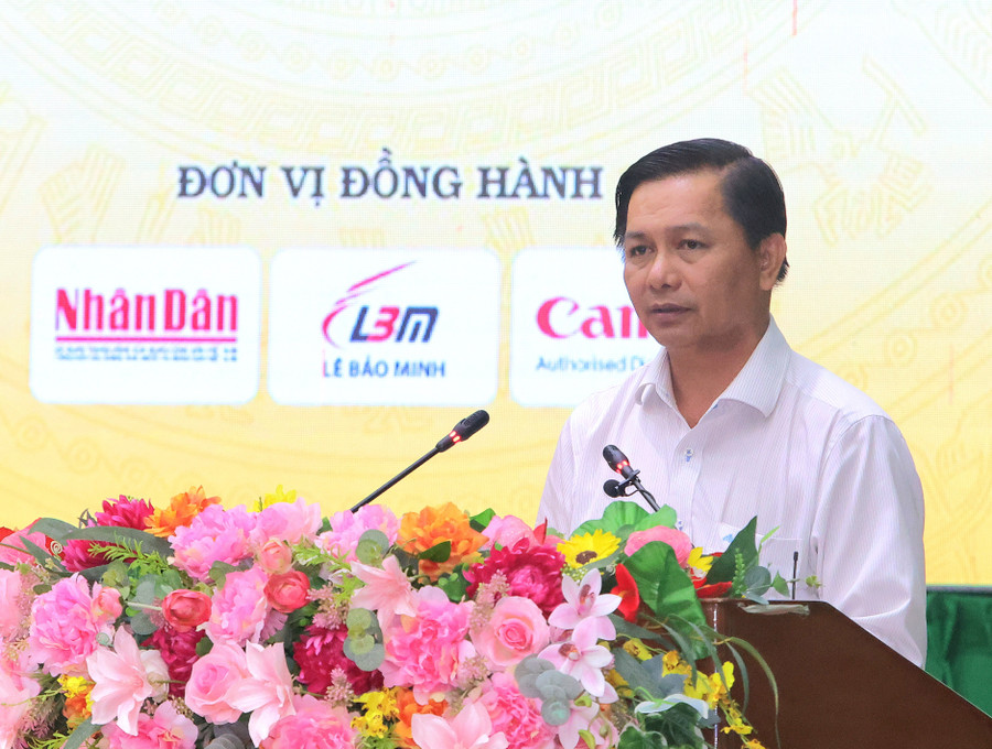 Bí thư Tỉnh ủy Trần Văn Lâu cho biết sẽ quán triệt sâu rộng hơn nữa Nghị quyết 57 để thống nhất hành động trong toàn hệ thống chính trị. z7143168104303-8c13ef881e26a005d64c78d5b867db51.jpg