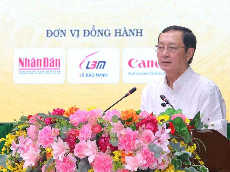 Ông Huỳnh Thành Đạt, Phó Trưởng Ban Tuyên giáo và Dân vận Trung ương phát biểu tại Hội nghị. z7143165295161-76c64c3759d95f8b0adbddf17b21f664.jpg