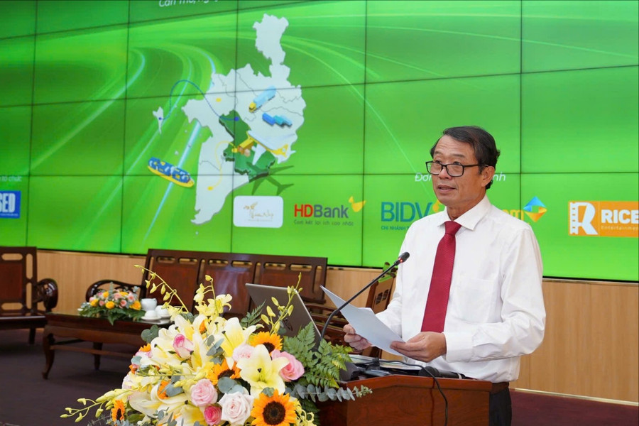 Ông Nguyễn Văn Khởi - Phó Chủ tịch UBND TP Cần Thơ phát biểu tại diễn đàn.