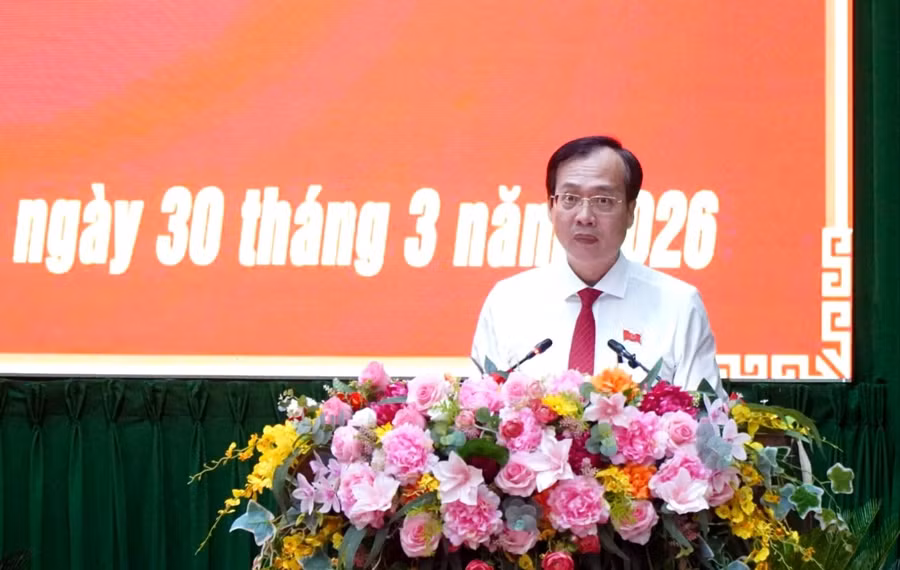 Chủ tịch UBND tỉnh Vĩnh Long nhiệm kỳ 2026 - 2031 Trần Trí Quang phát biểu tại đại hội.