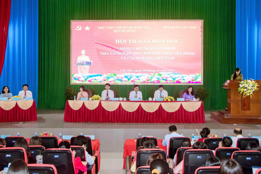 Quang cảnh Hội thảo khoa học về nhà cách mạng Châu Văn Liêm.