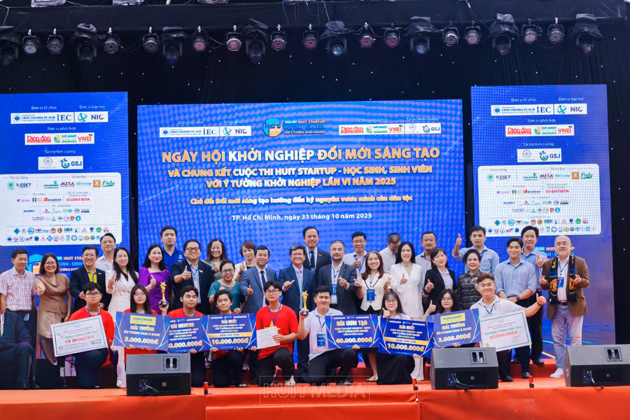 Trao giải chung kết cuộc thi HUIT Startup - Học sinh, sinh viên với ý tưởng khởi nghiệp lần thứ 6 năm 2025.