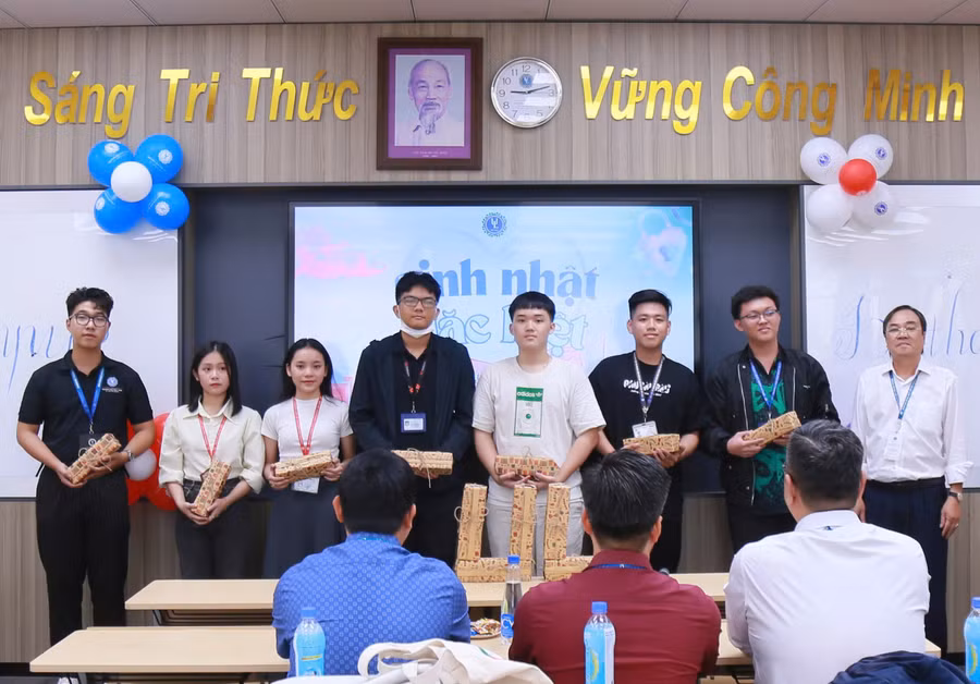 Chương trình “Sinh nhật đặc biệt cùng ULAW”. Ảnh: NTCC