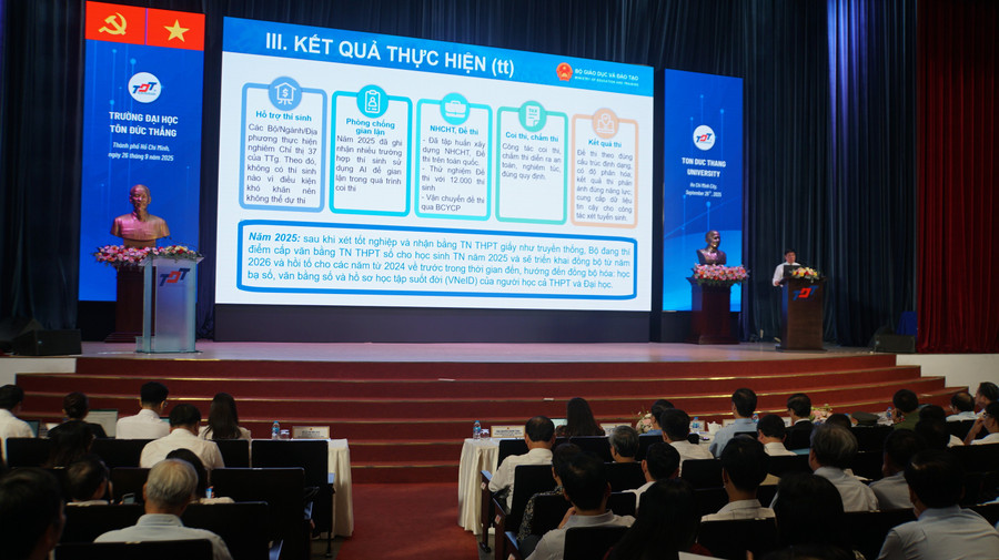 លោក Huynh Van Chuong បានបង្ហាញលទ្ធផលមួយចំនួននៃការប្រឡងសញ្ញាបត្រមធ្យមសិក្សាទុតិយភូមិឆ្នាំ២០២៥។ dsc07779.jpg