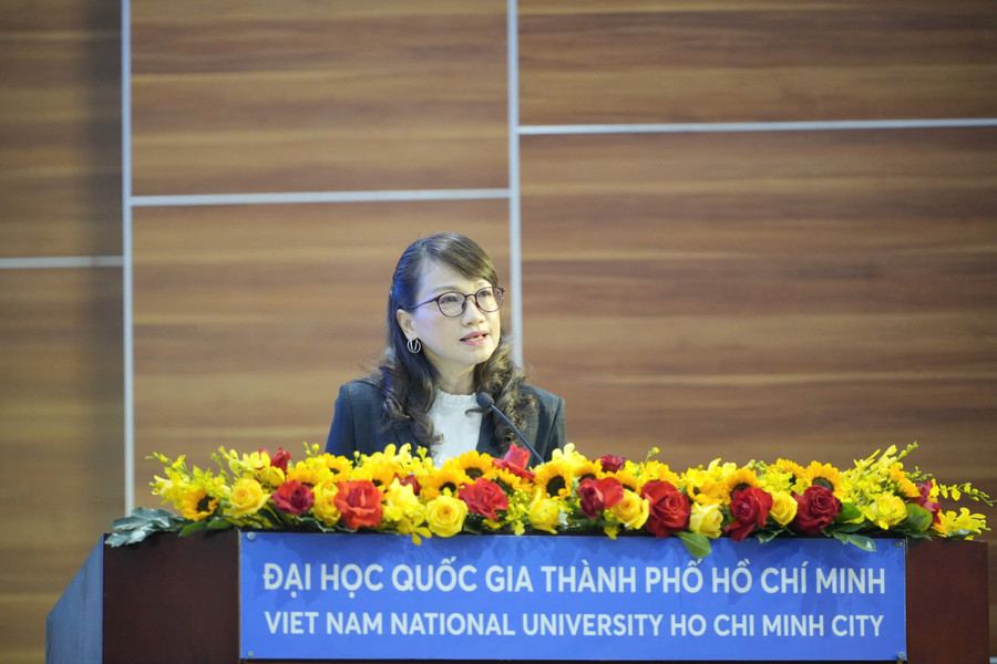 GS.TS Nguyễn Thị Thanh Mai trong một sự kiện tại Đại học Quốc gia TPHCM, tháng 11/2025.