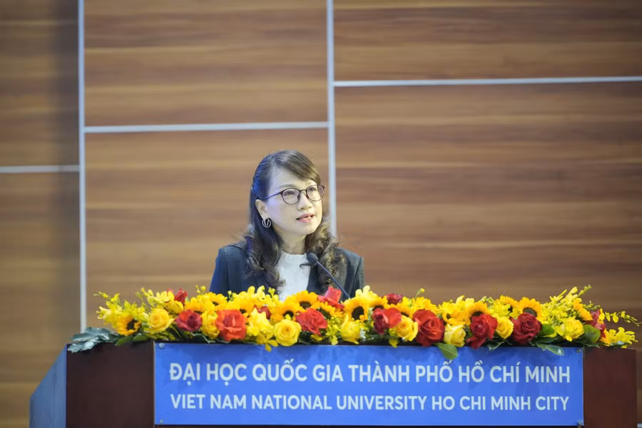 GS.TS Nguyễn Thị Thanh Mai trong một sự kiện tại Đại học Quốc gia TPHCM, tháng 11/2025.