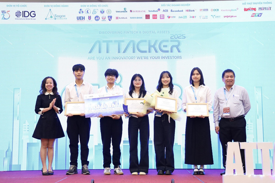Nhóm Pentagram giành giải ba ATTACKER 2025. gia-ba.jpg
