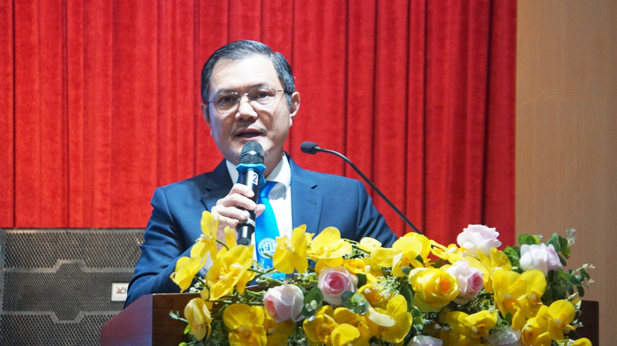 pgs-ts-nguyen-tat-toan.jpg