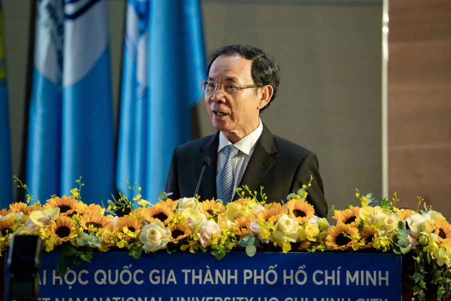 Secretary of the Ho Chi Minh City Party Committee Nguyen Van Nen speaks at the 7th Congress of the Party Committee of the Ho Chi Minh City National University. Photo: VNU-HCM ong-nguyen-van-nen.jpg