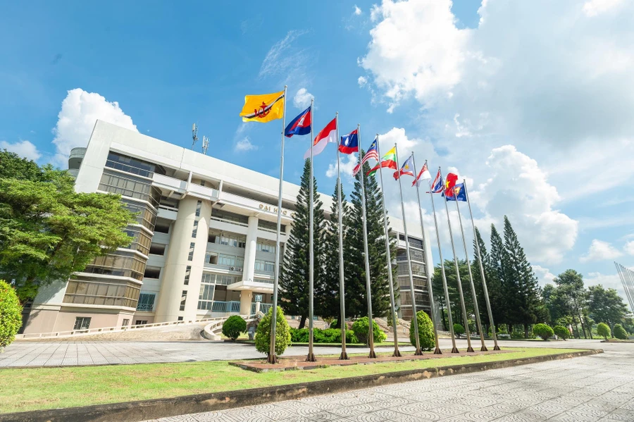 Trụ sở Đại học Quốc gia TPHCM. Ảnh: VNUHCM