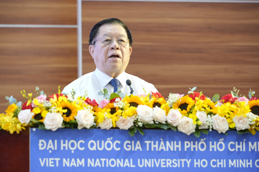 Ông Nguyễn Trọng Nghĩa phát biểu định hướng và chỉ đạo hội thảo. Ảnh: ĐHQG TPHCM. ong-nguyen-trong-nghia-h2.jpg