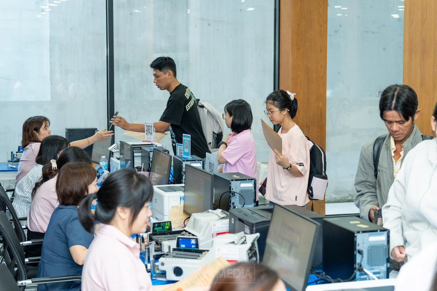 Tân sinh viên nhập học tại Trường Đại học Công Thương TPHCM, tháng 9/2025. Ảnh: NTCC nhap-hoc.jpg
