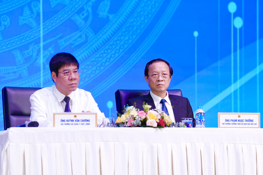 Thứ trưởng Phạm Ngọc Thưởng và Cục trưởng Cục Quản lý chất lượng Huỳnh Văn Chương chủ trì phiên thảo luận tại hội nghị. phien-thao-luan.jpg