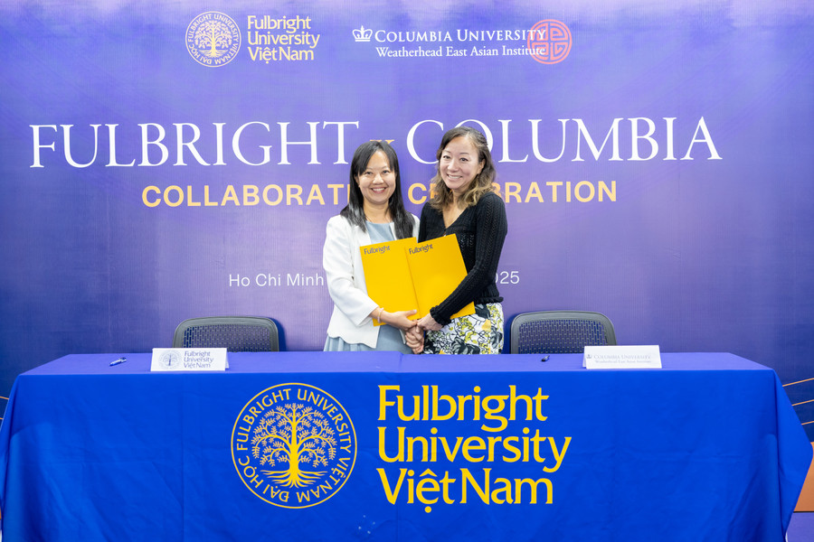 Ký kết hợp tác giữa Trường Đại học Fulbright Việt Nam và Viện Đông Á Weatherhead thuộc Đại học Columbia (Mỹ). Ảnh: FUV