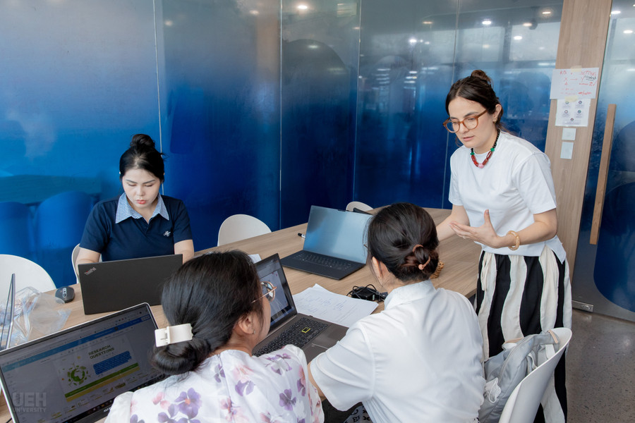 Một hội thảo chuyên đề (workshop) trong khuôn khổ ELG 2025. Ảnh: UEH workshop.jpg