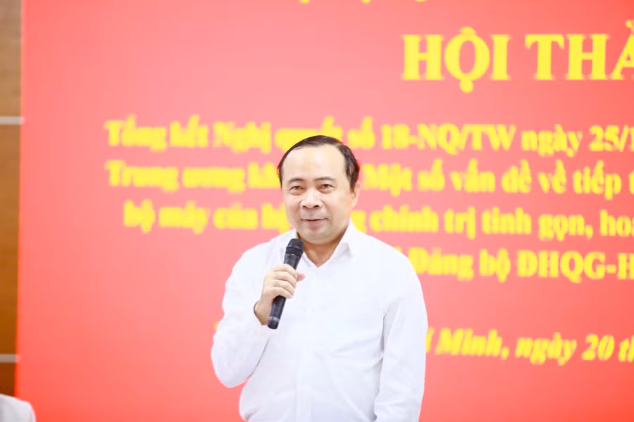 Ông Vũ Hải Quân - Bí thư Đảng ủy, Giám đốc Đại học Quốc gia TPHCM cho biết đại học đã quán triệt, triển khai quyết liệt việc thực hiện Nghị quyết số 18-NQ/TW và đạt được nhiều kết quả tích cực. Ảnh: VNUHCM