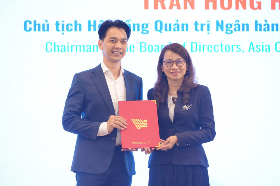 Ông Trần Hùng Huy, Chủ tịch Hội đồng quản trị Ngân hàng Thương mại Cổ phần Á Châu (ACB) tham gia Hội đồng Cố vấn chiến lược đổi mới sáng tạo. Ảnh: Khắc Hiếu