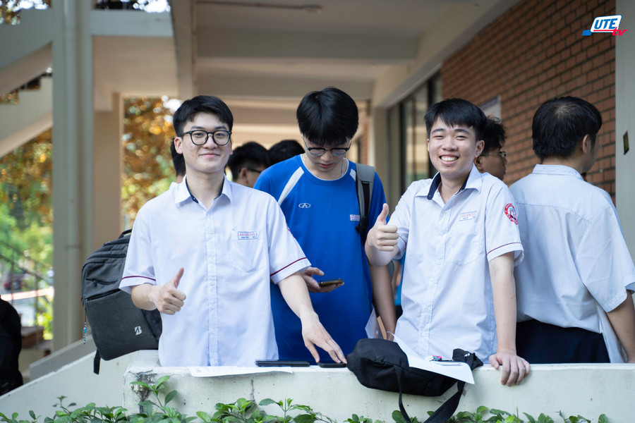 Thí sinh dự thi đánh giá năng lực Đại học Quốc gia TPHCM được tổ chức tại cơ sở chính Trường Đại học Sư phạm Kỹ thuật TPHCM. Ảnh: HCMUTE hcmutetba00107.jpg