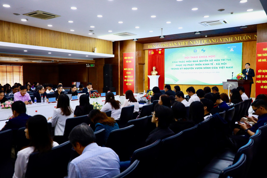Toàn cảnh hội thảo. toan-canh-8056.jpg