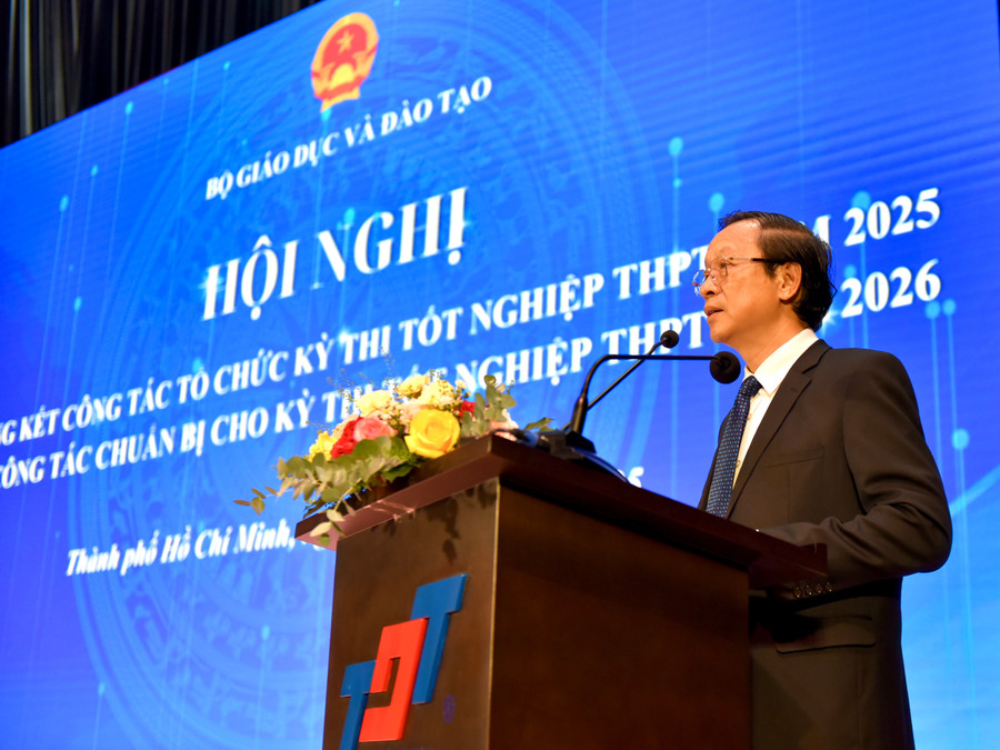 Thứ trưởng Thường trực Bộ GD&ĐT Phạm Ngọc Thưởng phát biểu tổng kết hội nghị. mha-0061.jpg