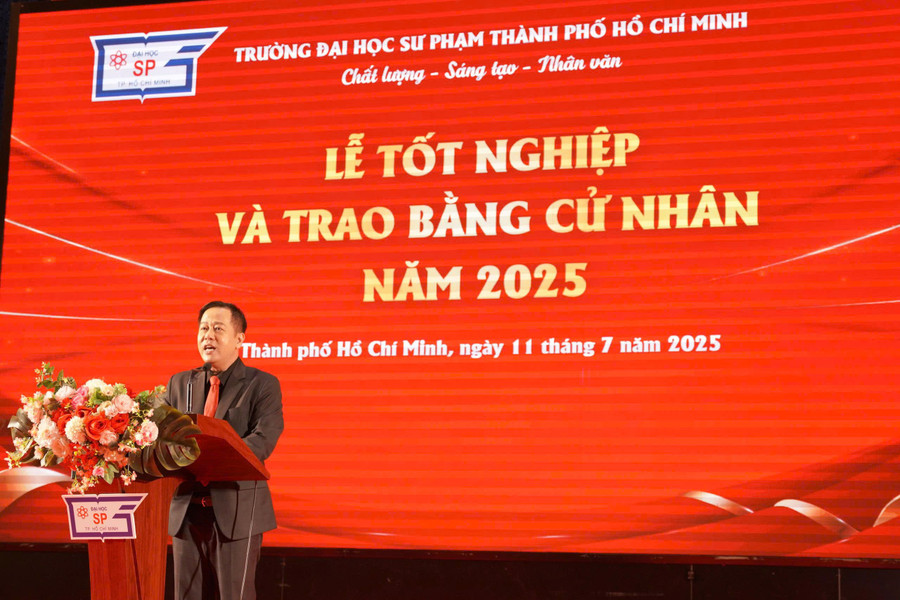 gs-huynh-van-son.jpg