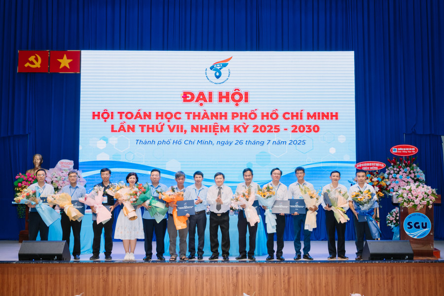 ban-chap-hanh.jpg