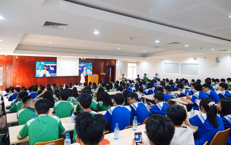 Chương trình số tháng 10 thu hút hơn 170 học sinh Trường THPT Lê Quý Đôn