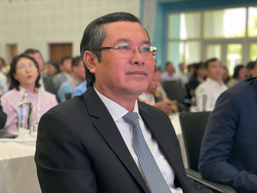 Thứ trưởng Nguyễn Văn Phúc tham dự hội thảo tại Trường Đại học Việt Đức. Ảnh: Hà An. 4ad321b1b95934076d48.jpg