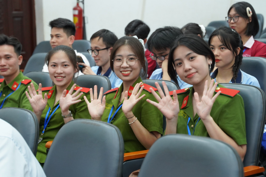 Hội thi Olympic Hoá học Sinh viên toàn quốc năm nay khai mạc tại Trường Đại học Bách khoa – Đại học Quốc gia TPHCM. Ảnh: HCMUT