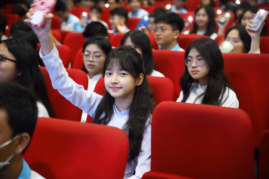 Học sinh Trường Phổ thông Năng khiếu (Đại học Quốc gia TPHCM) tại lễ khai giảng năm học 2025-2026. Ảnh: VNUHCM