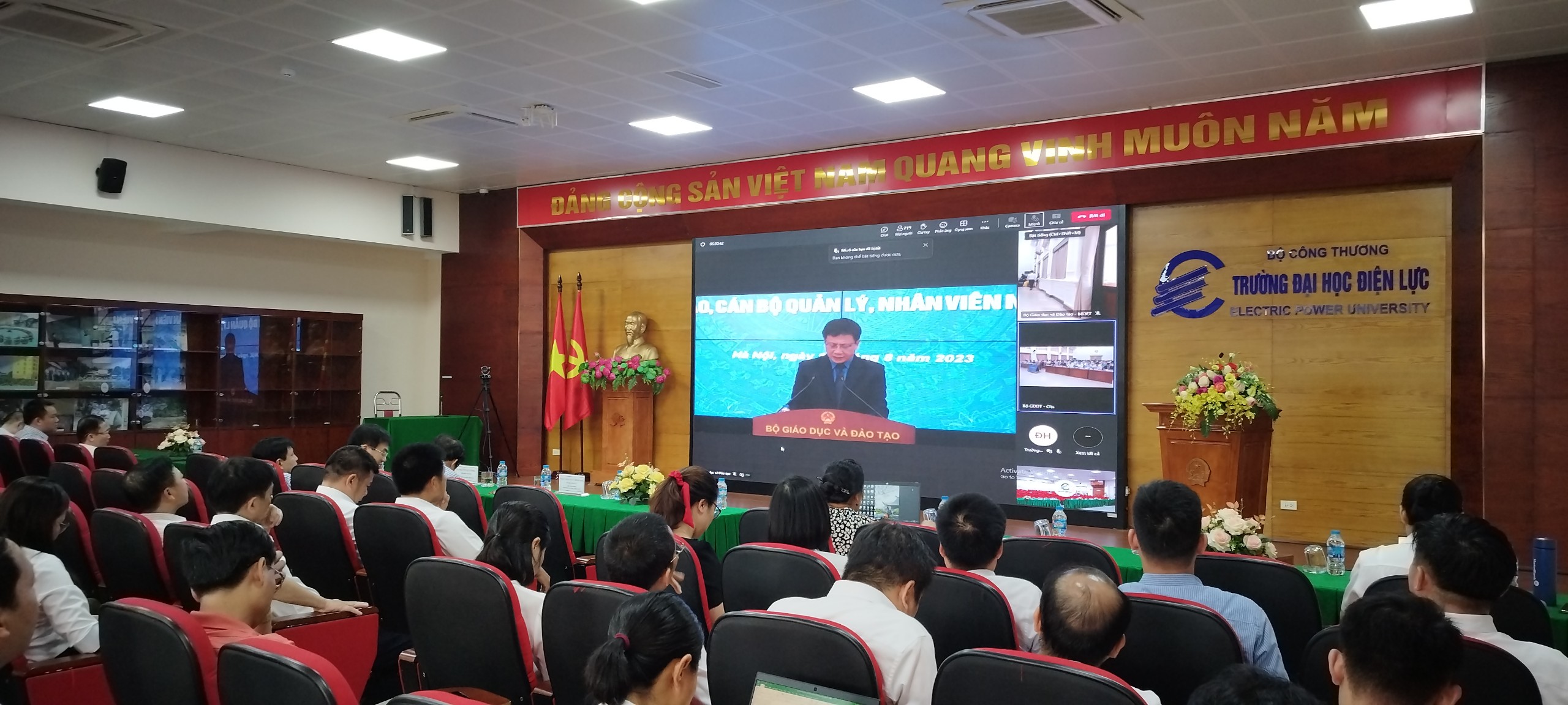 Điểm cầu tại Trường Đại học Điện lực.