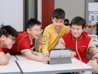 Học sinh Trường Tiểu học, THCS và THPT Alpha Hải Phòng. Ảnh: NTCC