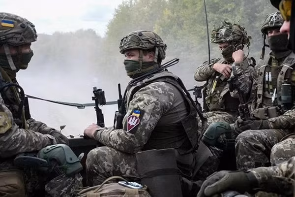 Báo Mỹ thừa nhận quân Ukraine kiệt sức trên khắp các mặt trận