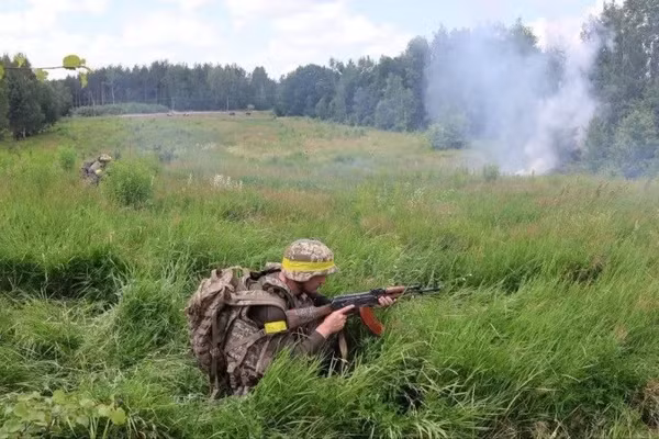 Truyền thông Ukraine vạch trần bản chất lời kêu gọi ngừng bắn
