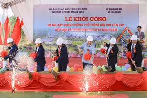 Nghi thức khởi công Trường PTNT liên cấp Tiểu học và THCS xã Núa Ngam.