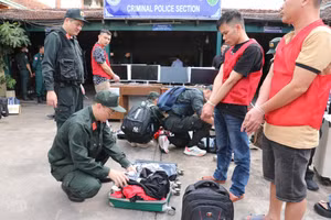 Ban chuyên án bắt giữ nhóm lừa đảo qua mạng tại Campuchia.