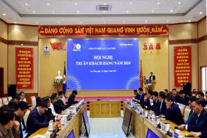 Quang cảnh Hội nghị tri ân khách hàng do Công ty Điện lực Lai Châu tổ chức.