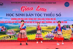 Giao lưu học sinh dân tộc thiểu số năm 2024 được tổ chức tại trường Tiểu học Lê Văn Tám, thành phố Lào Cai.