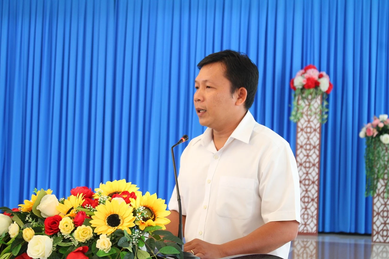 PGS.TS Nguyễn Minh Hòa, Hiệu trưởng Trường ĐH Trà Vinh phát biểu tại cuộc làm việc.
