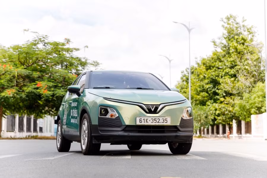Khách Việt tiết kiệm hàng chục triệu đồng khi mua VinFast VF 5 dịp Tết